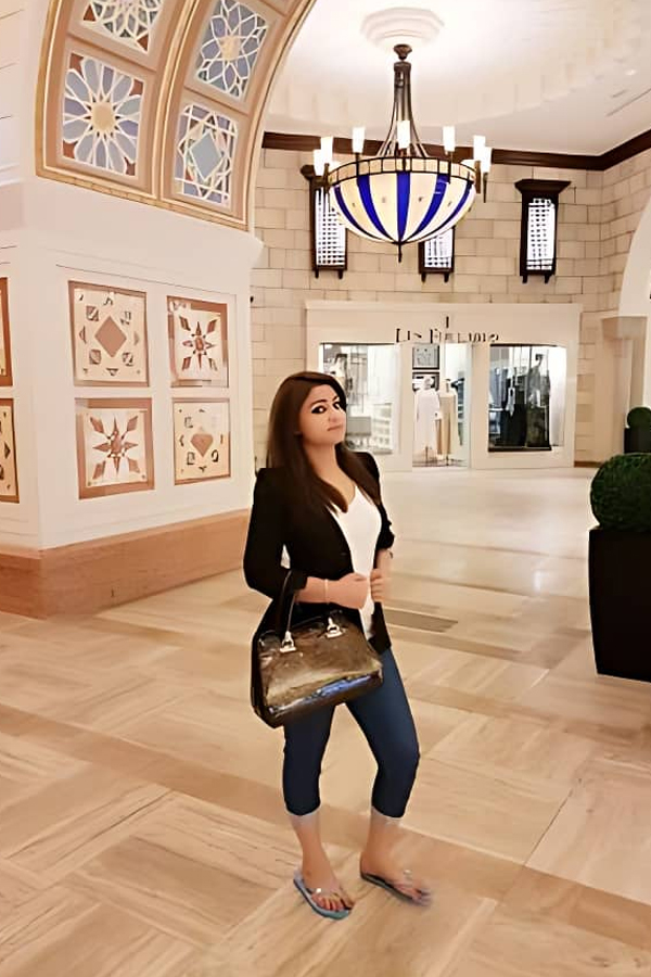  Escort Noida Extension